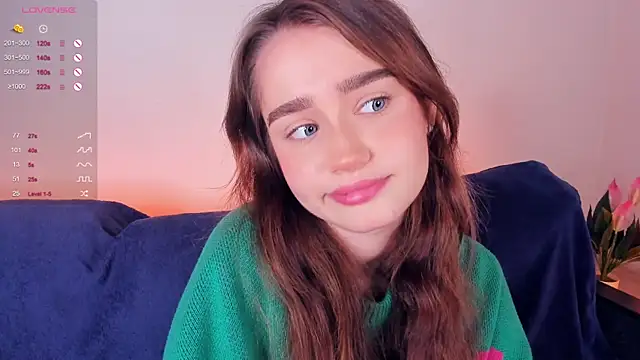 lovelyalivia online show from 10/15/25, 09:28