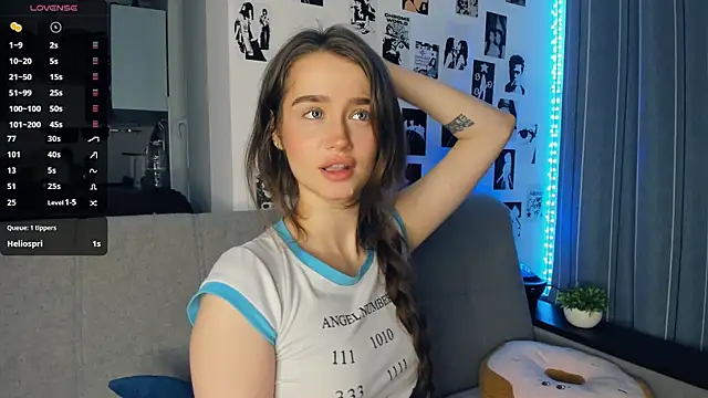 lovelyalivia online show from 11/09/25, 09:24