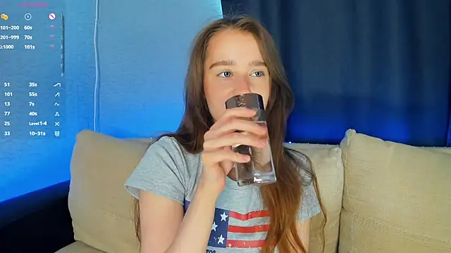 lovelyalivia online show from 05/31/26, 07:47
