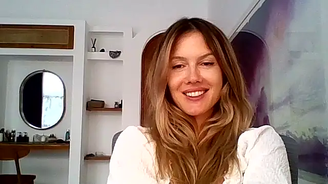 Snapshot of Vidauoo chatting on 09/28/25, 03:13 Vidauoo online show from 09/28/25, 03:13
