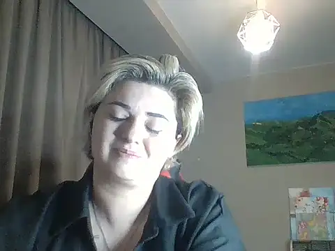 Snapshot of Wymini chatting on 09/27/25, 09:21 Wymini online show from 09/27/25, 09:21