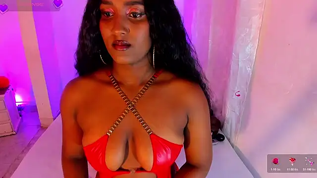 NAOMY COOPER online show from 10/29/25, 08:52