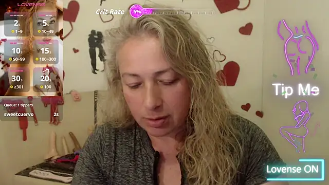 sofiacurvy 45 online show from 09/08/25, 07:46