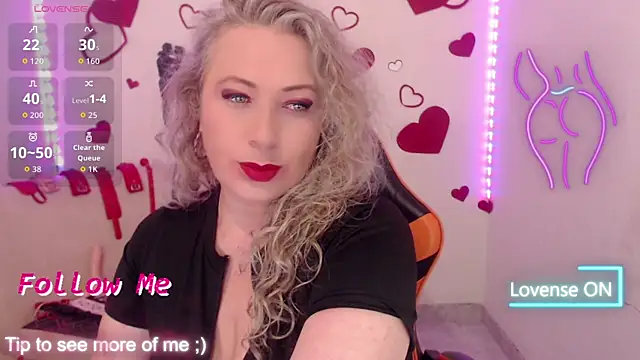 sofiacurvy 45 online show from 11/13/25, 09:51