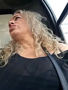 sofiacurvy 45 online show from 02/12/26, 02:50