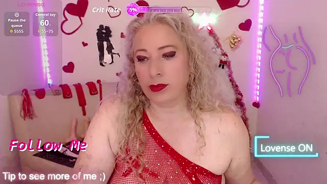 sofiacurvy 45 online show from 12/04/25, 09:14