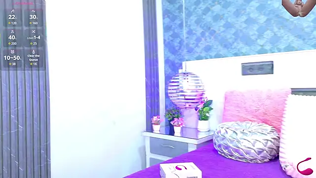 Snapshot of Mhia_Sweet_ chatting on 09/26/25, 03:35 Mhia Sweet online show from 09/26/25, 03:35