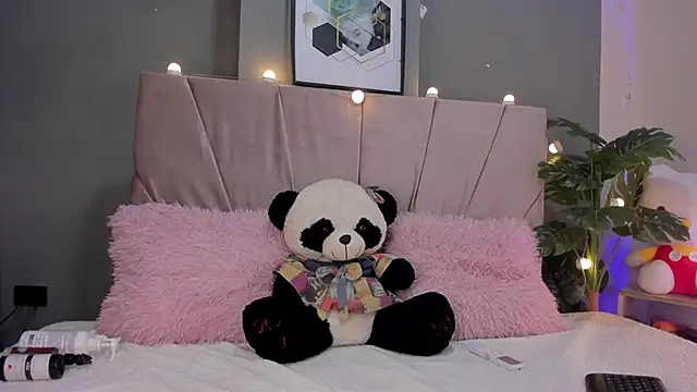 Snapshot of fallon_08 chatting on 01/31/26, 08:29 fallon 08 online show from 01/31/26, 08:29