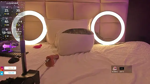 Snapshot of fallon_08 chatting on 11/27/25, 08:20 fallon 08 online show from 11/27/25, 08:20