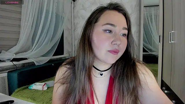 Snapshot of emilia_mur chatting on 07/15/26, 09:11 emilia mur online show from 07/15/26, 09:11