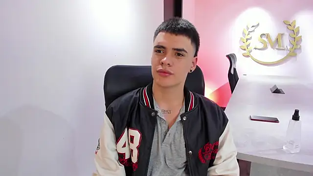 BenitoSaenz online show from 02/11/26, 01:44