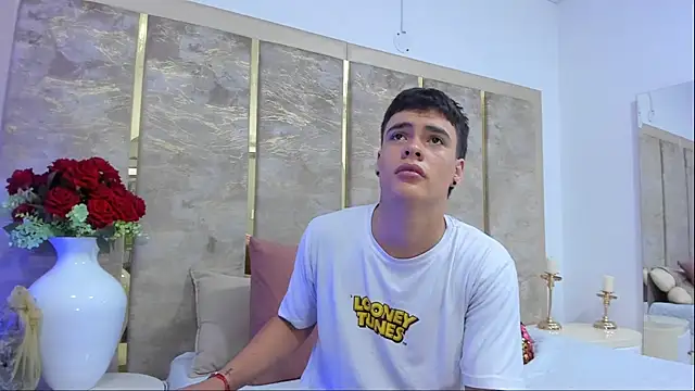 BenitoSaenz online show from 03/18/26, 01:24