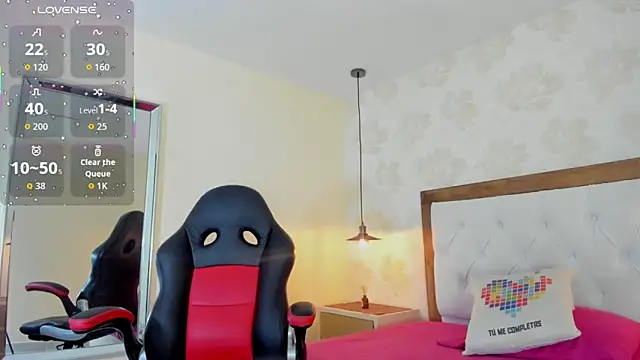 IRISCLARK1 online show from 02/12/26, 07:24