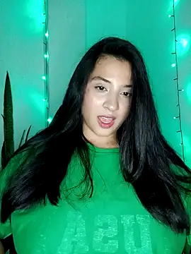Snapshot of VALENTINA_ROUSE_ chatting on 06/17/26, 12:00 VALENTINA ROUSE online show from 06/17/26, 12:00