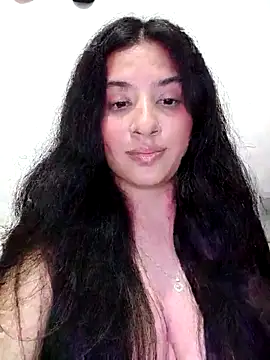 VALENTINA ROUSE  online show from 11/24/25, 03:45