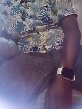 Snapshot of OnlyMoneyIwanT chatting on 09/26/25, 09:10 OnlyMoneyIwanT online show from 09/26/25, 09:10