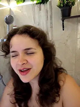 SeleneLuminari8 online show from 02/06/26, 05:42