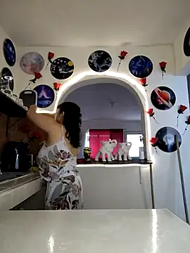 SeleneLuminari8 online show from 12/17/25, 03:17