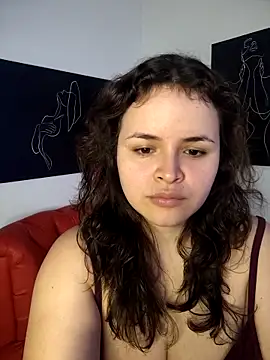 SeleneLuminari8 online show from 04/07/26, 12:07