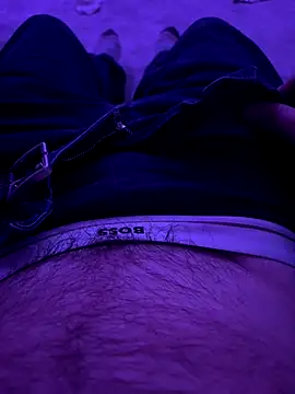 leroy9501 online show from 10/19/25, 01:08