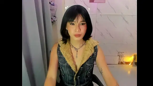 Its Ashleigh online show from 06/07/26, 03:01