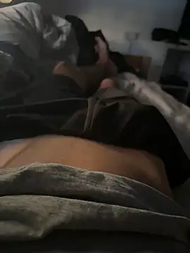 Lapampara0 online show from 12/18/25, 03:27