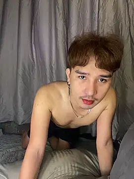 Snapshot of cute_richard24 chatting on 04/23/26, 02:40 cute richard24 online show from 04/23/26, 02:40