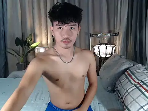 Snapshot of cute_richard24 chatting on 10/23/25, 03:49 cute richard24 online show from 10/23/25, 03:49