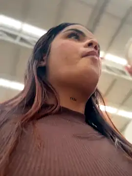 Kaily Sweet16 online show from 12/21/25, 04:08