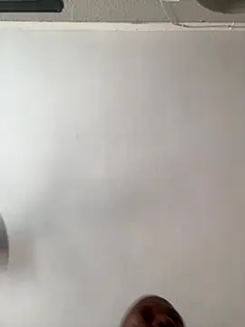 Snapshot of JezOne555 chatting on 09/18/25, 01:03 JezOne555 online show from 09/18/25, 01:03