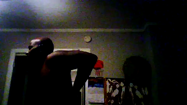 Snapshot of JezOne555 chatting on 10/13/25, 10:28 JezOne555 online show from 10/13/25, 10:28