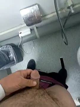 Snapshot of hassan8111 chatting on 03/01/26, 08:53 hassan8111 online show from 03/01/26, 08:53