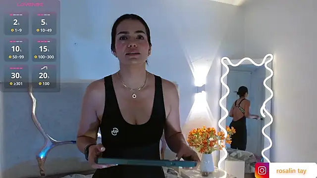 Rosalind tay online show from 11/13/25, 11:03