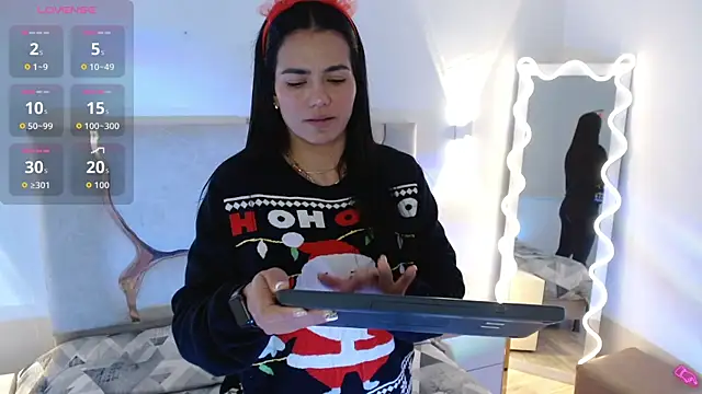 Rosalind tay online show from 11/29/25, 11:21