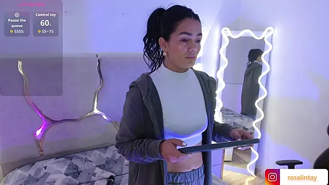 Rosalind tay online show from 11/02/25, 10:53