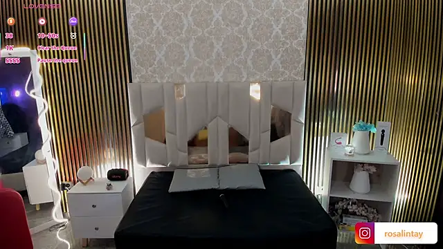 Rosalind tay online show from 09/29/25, 10:33