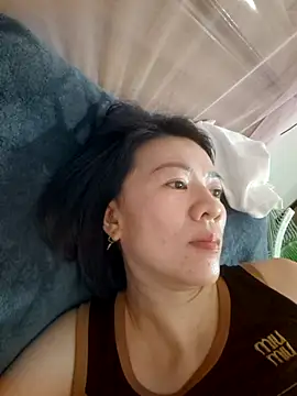 Snapshot of Hailey_babe chatting on 10/18/25, 01:13 Hailey babe online show from 10/18/25, 01:13