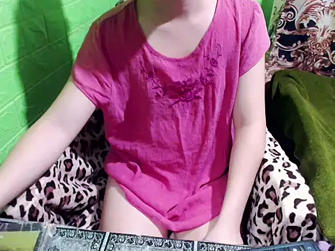 Snapshot of trans_janica chatting on 10/24/25, 01:48 trans janica online show from 10/24/25, 01:48