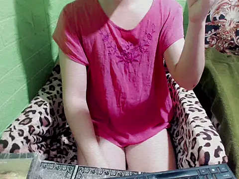 Snapshot of trans_janica chatting on 10/26/25, 02:45 trans janica online show from 10/26/25, 02:45