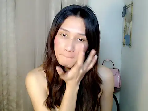 SerenaCortesi online show from 04/13/26, 07:40