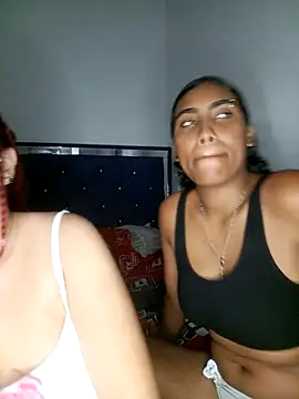 Chloe Sky love online show from 10/16/25, 05:16
