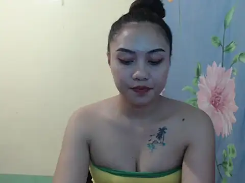 Snapshot of Pussycatdollx19 chatting on 10/20/25, 02:02 Pussycatdollx19 online show from 10/20/25, 02:02
