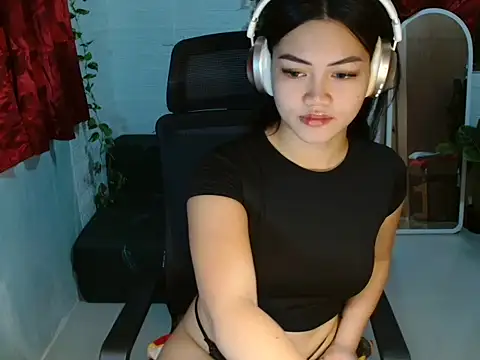 naughtyhothailey online show from 03/08/26, 01:33