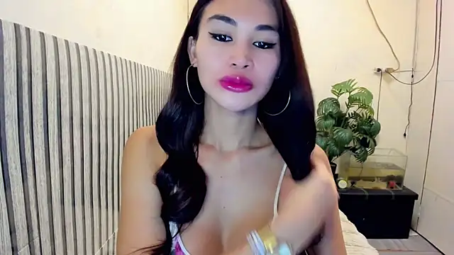 Ms Monica online show from 02/17/26, 02:53