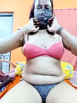 Hotpuja25 online show from 11/08/25, 03:59