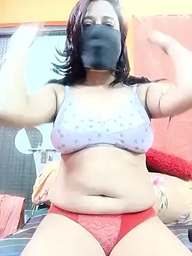 Hotpuja25 online show from 01/14/26, 05:22