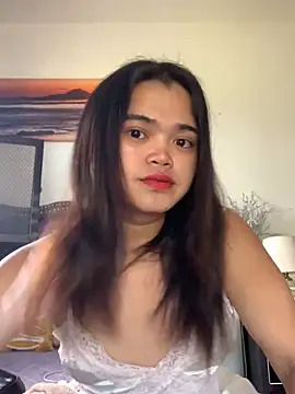 Snapshot of VictoriaL0ve chatting on 10/24/25, 06:45 VictoriaL0ve online show from 10/24/25, 06:45