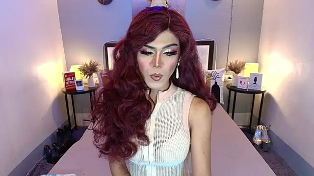 Snapshot of TatianaWil chatting on 10/14/25, 10:31 TatianaWil online show from 10/14/25, 10:31