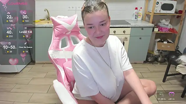 LinaElasm online show from 03/30/26, 11:28