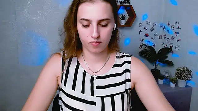 Snapshot of AmandaDimond_ chatting on 09/14/25, 01:00 AmandaDimond online show from 09/14/25, 01:00